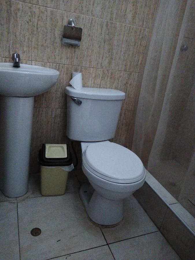 Bachig Hospedaje Moyobamba Eksteriør billede
